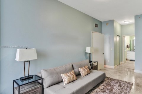 Купить кондоминиум в Норт-Бей-Виллидж, Флорида 2 спальни, 135.45м2, № 1971940 - фото 18