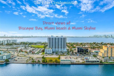 Кондоминиум с 2 спальнями в Норт-Бей-Виллидж, Флорида № 1971940