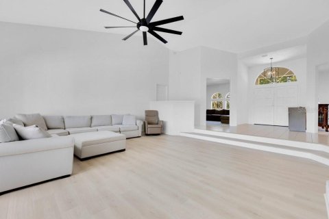 Villa ou maison à vendre à Orlando, Floride: 4 chambres, 289.86 m2 № 1743713 - photo 7