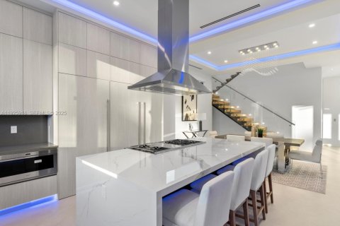 Villa ou maison à vendre à Fort Lauderdale, Floride: 5 chambres, 559.83 m2 № 1986979 - photo 19
