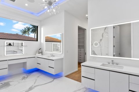 Villa ou maison à vendre à Fort Lauderdale, Floride: 5 chambres, 559.83 m2 № 1986979 - photo 27