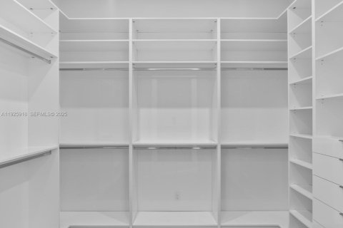 Villa ou maison à vendre à Fort Lauderdale, Floride: 5 chambres, 559.83 m2 № 1986979 - photo 24