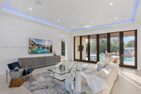 Villa ou maison à vendre à Fort Lauderdale, Floride: 5 chambres, 559.83 m2 № 1986979 - photo 14