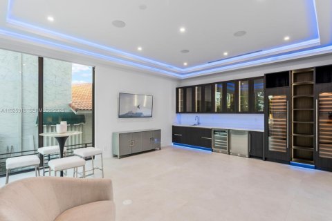 Villa ou maison à vendre à Fort Lauderdale, Floride: 5 chambres, 559.83 m2 № 1986979 - photo 11