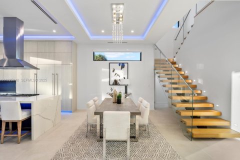 Villa ou maison à vendre à Fort Lauderdale, Floride: 5 chambres, 559.83 m2 № 1986979 - photo 16
