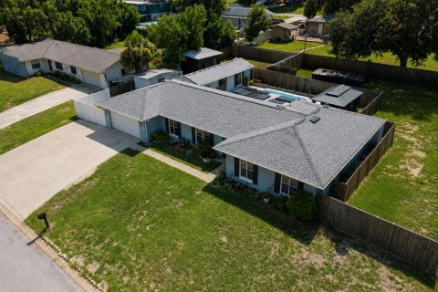 House in Valrico, Florida 6 bedrooms, 224.82 sq.m. № 2221470 - photo 4