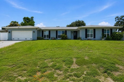 House in Valrico, Florida 6 bedrooms, 224.82 sq.m. № 2221470 - photo 2
