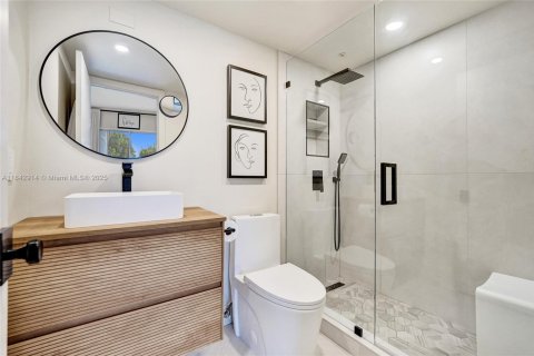 Condominio en venta en Pembroke Pines, Florida, 1 dormitorio, 75.34 m2 № 1957762 - foto 13