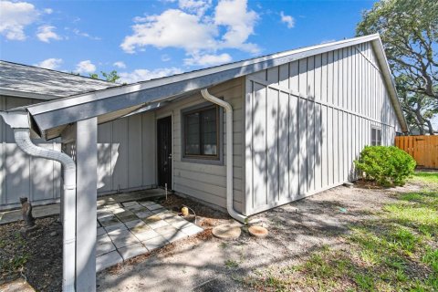 House in Tarpon Springs, Florida 2 bedrooms, 99.41 sq.m. № 1837459 - photo 7