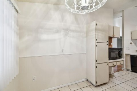 House in Tarpon Springs, Florida 2 bedrooms, 99.41 sq.m. № 1837459 - photo 18
