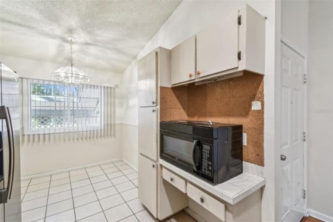 House in Tarpon Springs, Florida 2 bedrooms, 99.41 sq.m. № 1837459 - photo 16