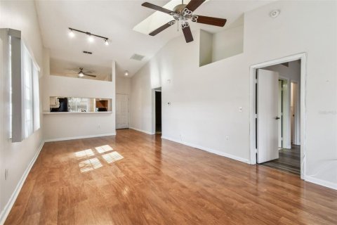 House in Tarpon Springs, Florida 2 bedrooms, 99.41 sq.m. № 1837459 - photo 28