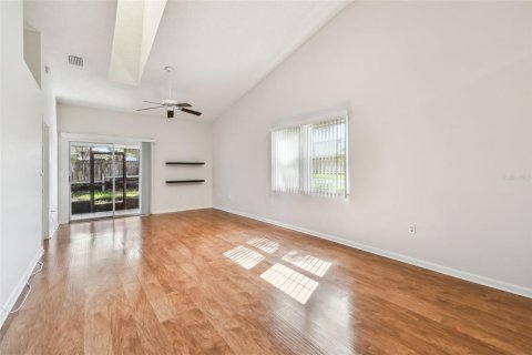 House in Tarpon Springs, Florida 2 bedrooms, 99.41 sq.m. № 1837459 - photo 22