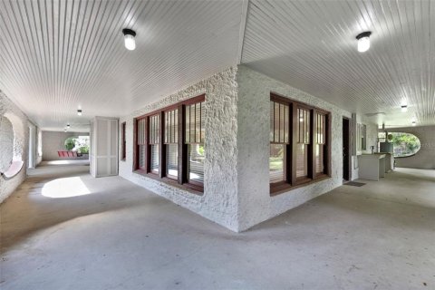 Villa ou maison à vendre à Umatilla, Floride: 7 chambres, 294.04 m2 № 1845000 - photo 14