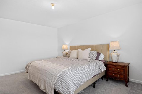 Villa ou maison à vendre à St. Lucie, Floride: 6 chambres, 228.82 m2 № 2087533 - photo 12