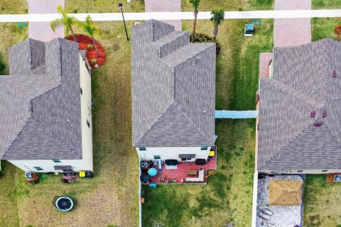 Villa ou maison à vendre à St. Lucie, Floride: 6 chambres, 228.82 m2 № 2087533 - photo 20