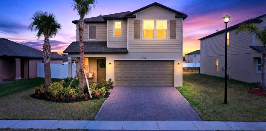 Villa ou maison à St. Lucie, Floride 6 chambres, 228.82 m2 № 2087533