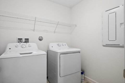 Villa ou maison à vendre à St. Lucie, Floride: 6 chambres, 228.82 m2 № 2087533 - photo 15