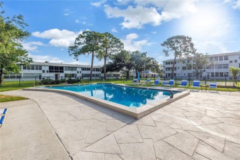 Condo in Saint Petersburg, Florida, 1 bedroom  № 1687085 - photo 28