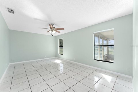Casa en alquiler en Deltona, Florida, 4 dormitorios, 133.97 m2 № 1903327 - foto 12