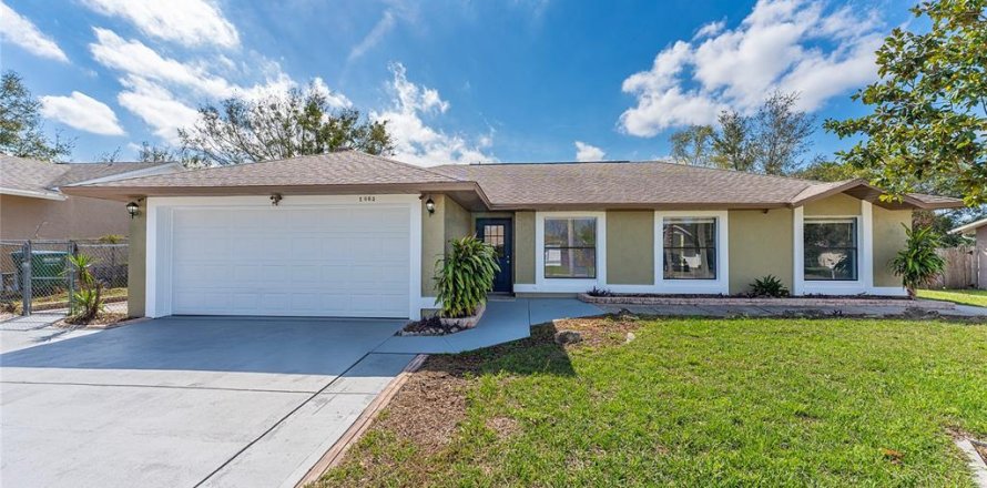 Casa en Deltona, Florida 4 dormitorios, 133.97 m2 № 1903327
