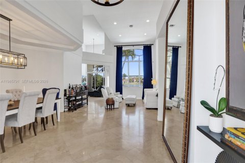Villa ou maison à vendre à Davie, Floride: 5 chambres, 348.57 m2 № 2047463 - photo 14