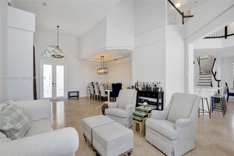 Villa ou maison à vendre à Davie, Floride: 5 chambres, 348.57 m2 № 2047463 - photo 18