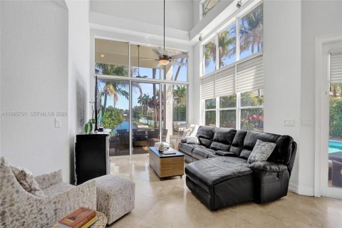Villa ou maison à vendre à Davie, Floride: 5 chambres, 348.57 m2 № 2047463 - photo 21