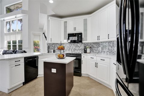 Villa ou maison à vendre à Davie, Floride: 5 chambres, 348.57 m2 № 2047463 - photo 24