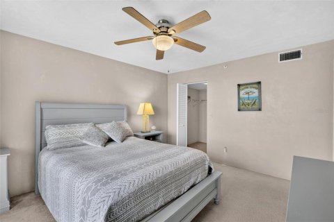 Copropriété à vendre à Daytona Beach Shores, Floride: 2 chambres, 145.02 m2 № 2414979 - photo 24