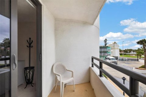 Copropriété à vendre à Daytona Beach Shores, Floride: 2 chambres, 145.02 m2 № 2414979 - photo 30