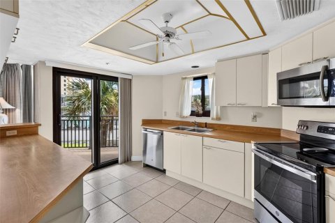 Copropriété à vendre à Daytona Beach Shores, Floride: 2 chambres, 145.02 m2 № 2414979 - photo 16