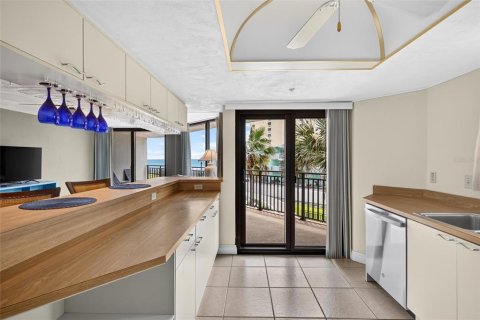 Copropriété à vendre à Daytona Beach Shores, Floride: 2 chambres, 145.02 m2 № 2414979 - photo 17