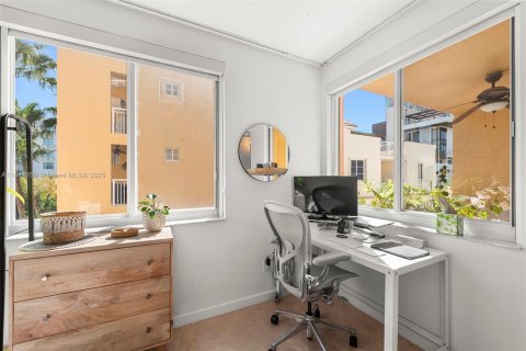 Condo in Miami Beach, Florida, 3 bedrooms  № 1841214 - photo 22