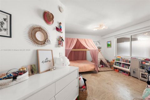 Condo in Miami Beach, Florida, 3 bedrooms  № 1841214 - photo 19