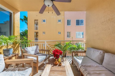 Condo in Miami Beach, Florida, 3 bedrooms  № 1841214 - photo 24