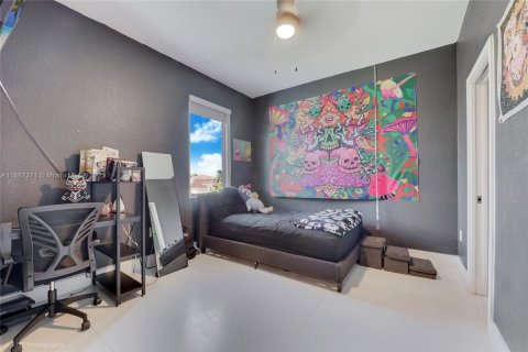 Купить виллу или дом в Майами, Флорида 4 спальни, 237.46м2, № 2019121 - фото 18