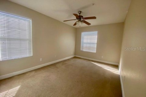 House in Orlando, Florida 4 bedrooms, 257.06 sq.m. № 2227599 - photo 23