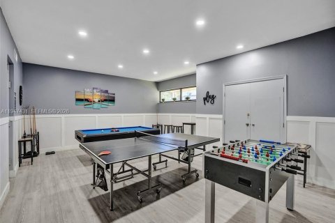 Снять в аренду кондоминиум в Помпано-Бич, Флорида 1 спальня, 75.25м2, № 2003549 - фото 29