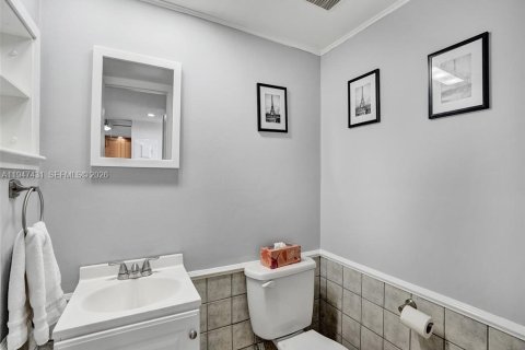 Снять в аренду кондоминиум в Помпано-Бич, Флорида 1 спальня, 75.25м2, № 2003549 - фото 13