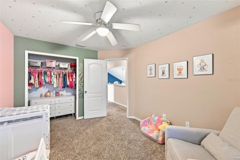 House in New Port Richey, Florida 3 bedrooms, 165.18 sq.m. № 2349440 - photo 24