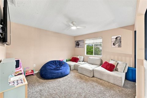 House in New Port Richey, Florida 3 bedrooms, 165.18 sq.m. № 2349440 - photo 19