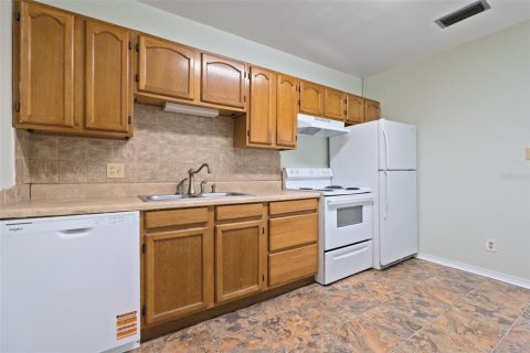House in Brooksville, Florida 2 bedrooms, 72.84 sq.m. № 1826401 - photo 5