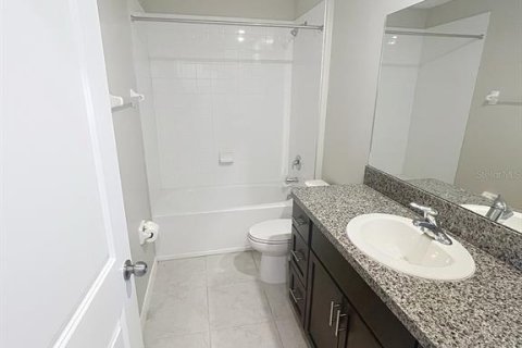 House in Tampa, Florida 4 bedrooms, 177.81 sq.m. № 1735465 - photo 27