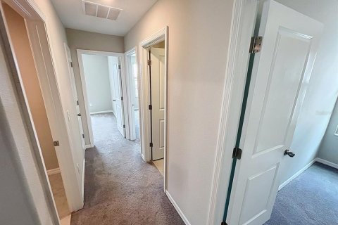 House in Tampa, Florida 4 bedrooms, 177.81 sq.m. № 1735465 - photo 24