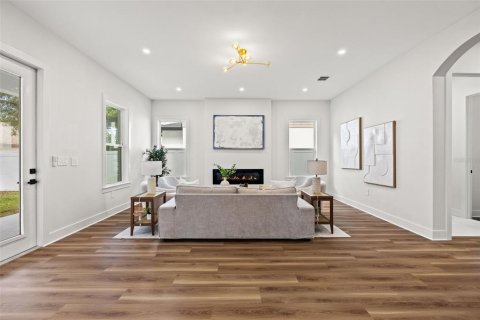 Casa en venta en Seminole, Florida, 4 dormitorios, 249.72 m2 № 2428935 - foto 26