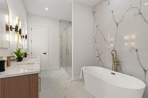 Casa en venta en Seminole, Florida, 4 dormitorios, 249.72 m2 № 2428935 - foto 10