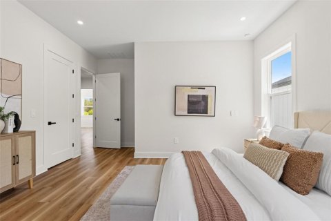 Casa en venta en Seminole, Florida, 4 dormitorios, 249.72 m2 № 2428935 - foto 9