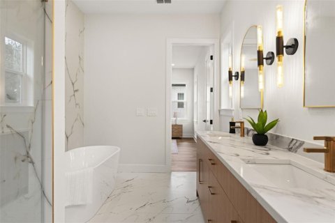 Casa en venta en Seminole, Florida, 4 dormitorios, 249.72 m2 № 2428935 - foto 12