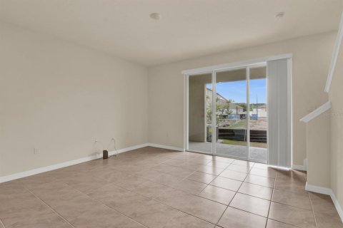 Adosado en alquiler en Howey-in-the-Hills, Florida, 3 dormitorios, 155.43 m2 № 1843531 - foto 12